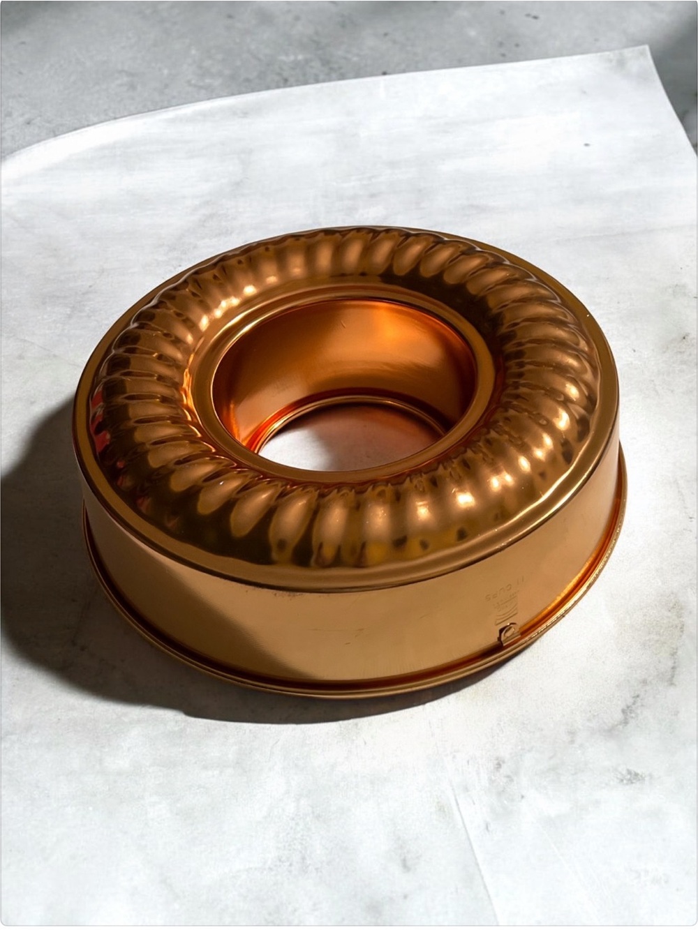 MIRRO Vintage 11 Cup Large Copper Aluminum Bundt Cake Pan - Gelatin Mold - Decor